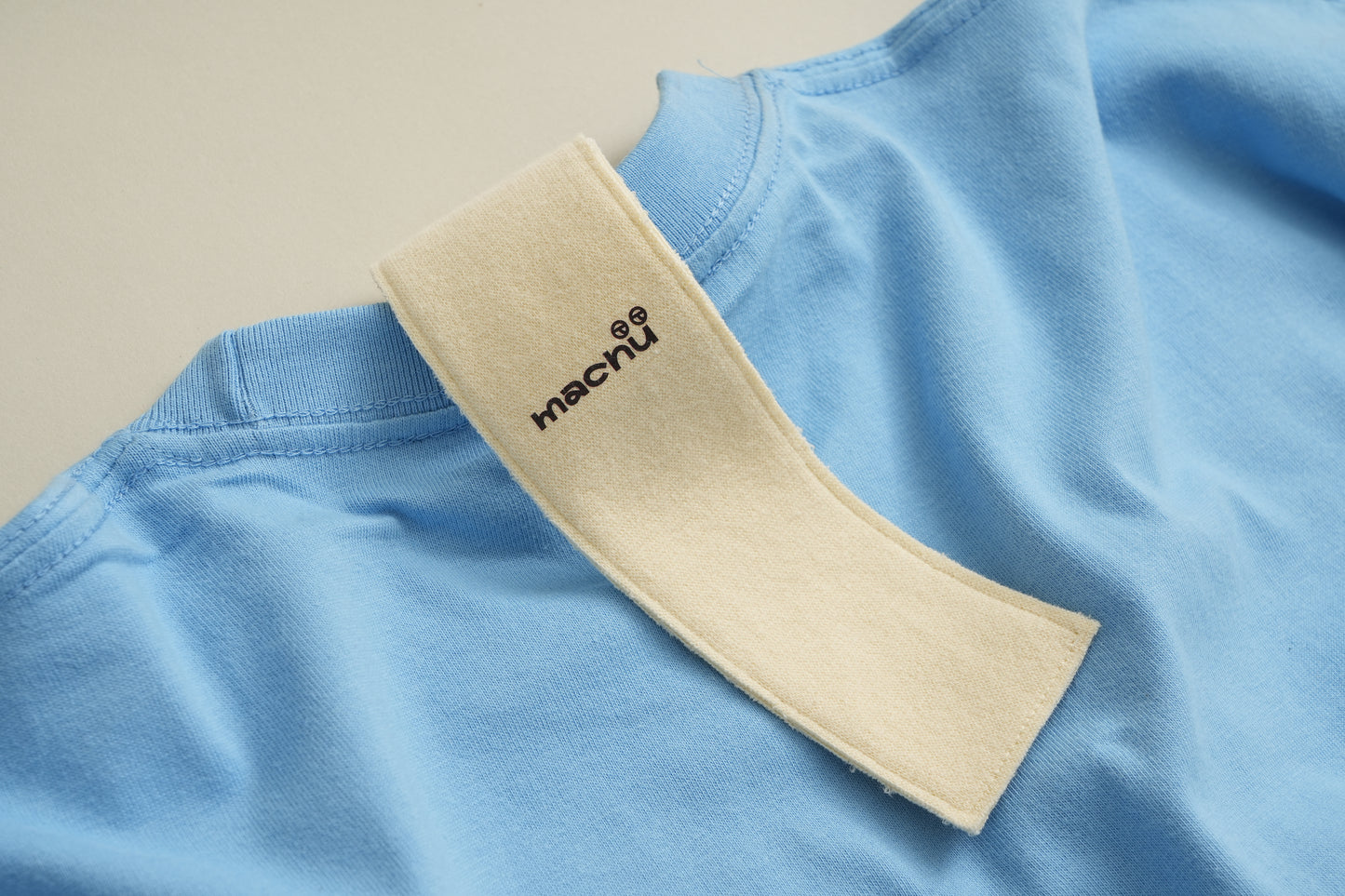 007バーでのステキな出会いに乾杯Tshirt (ほろ酔いver)