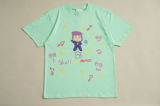 002今日はかなり大胆にT-shirt